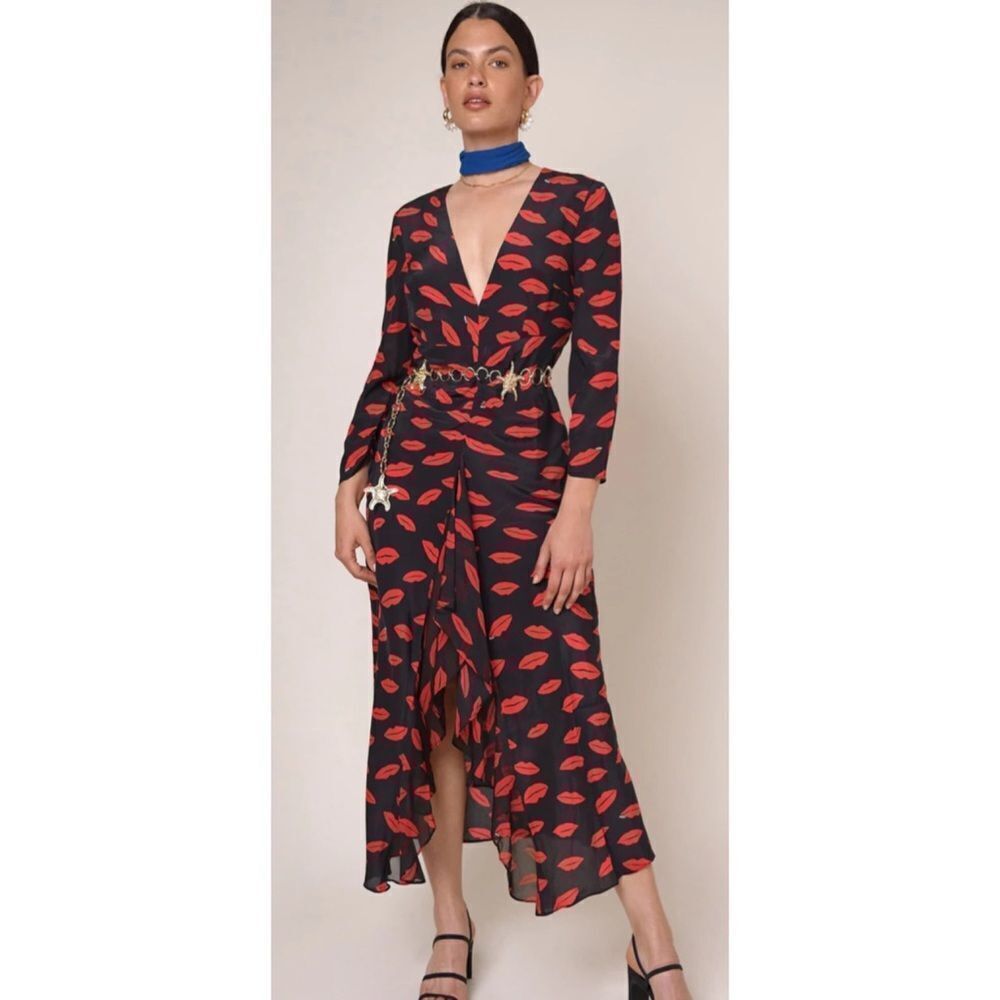 RIXO Black Midi Dress with Red Lip Print